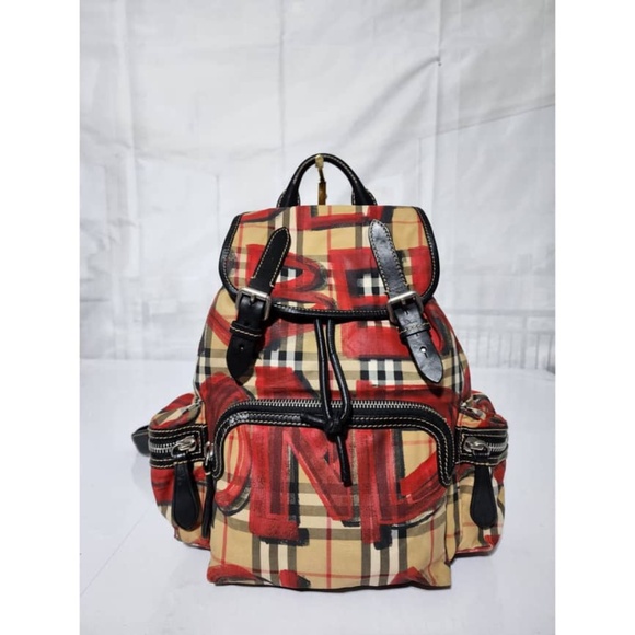 Authentic BURBERRY Vintage Check Graffiti Print Medium Rucksack Backpack Antique - Picture 10 of 13